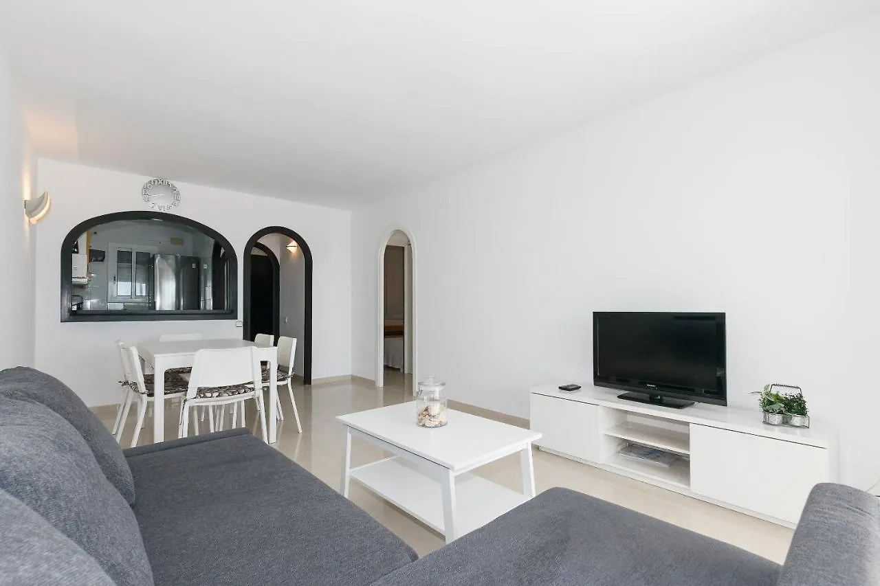 Uhc Los Flamencos Family Apartments Miami Playa Spain